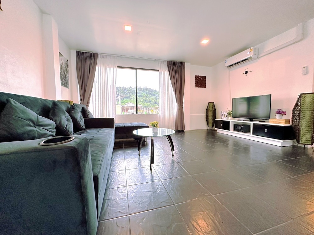 Hotel Baya Patong Beach 53/65