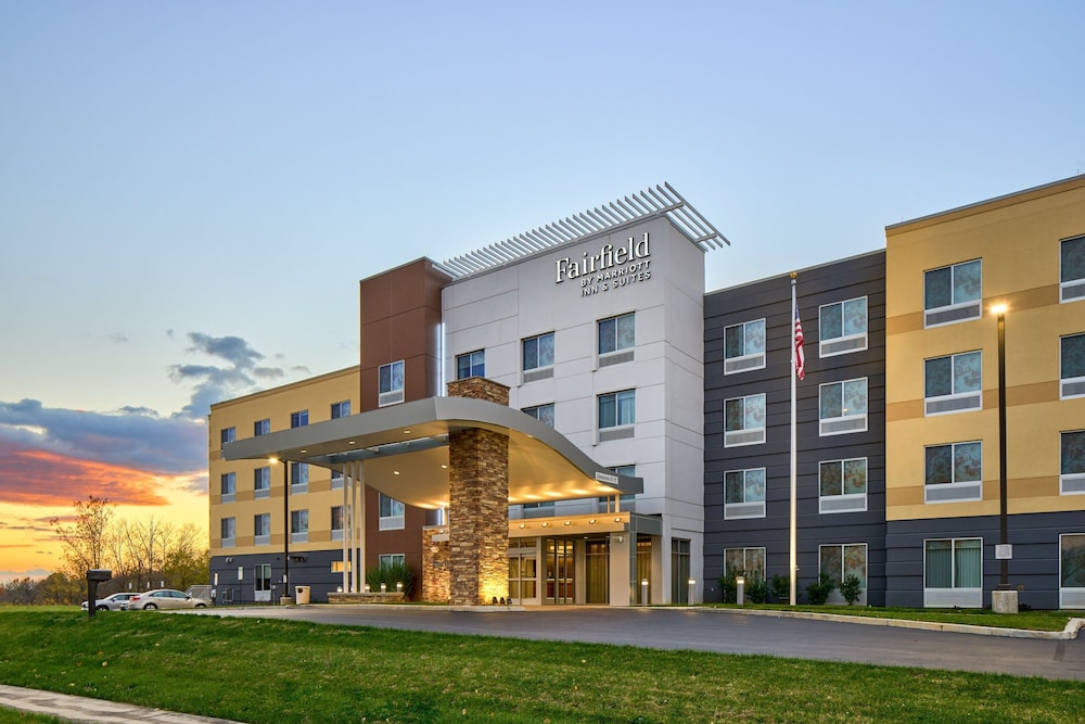 Fairfield Inn & Suites by Marriott Hagerstown 1/16
