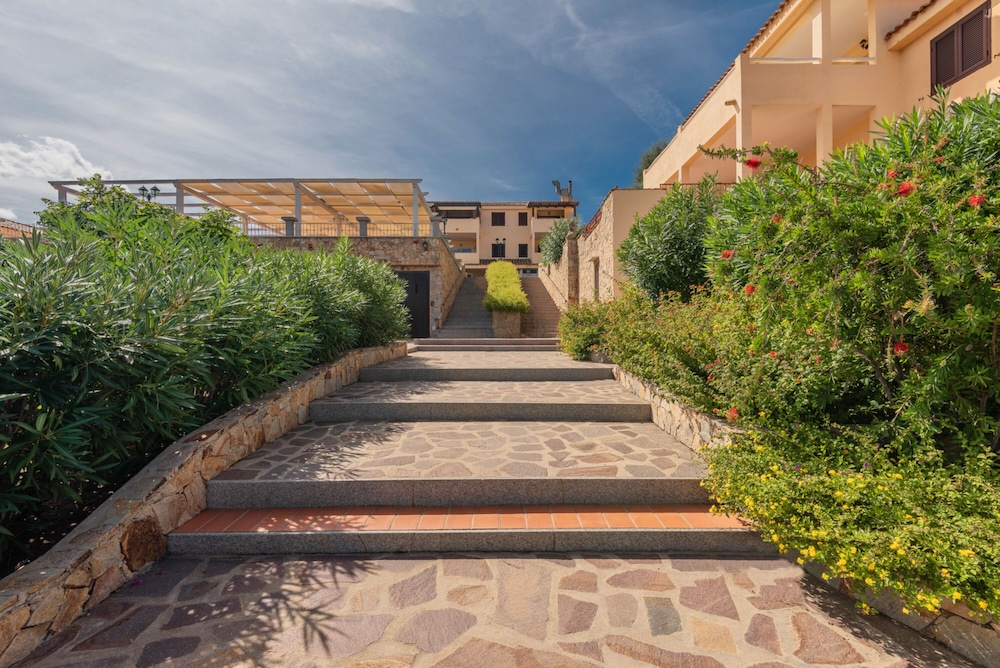 Baia De Bahas Exclusive Resort 39/50
