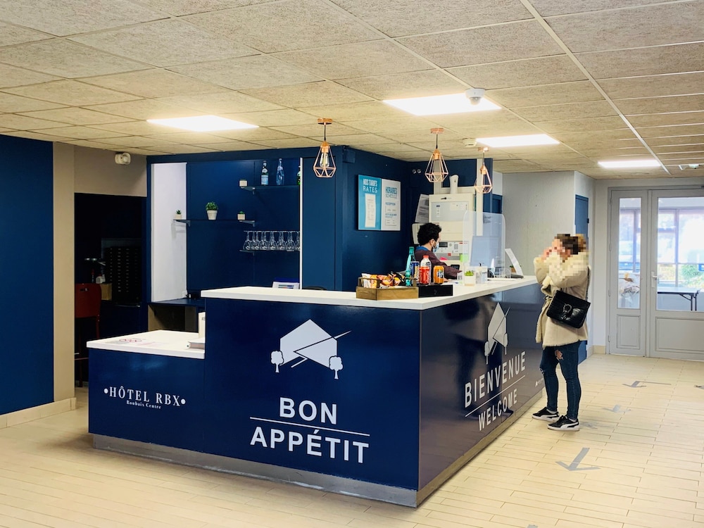 Kyriad Direct Lille Nord – Roubaix 2/25