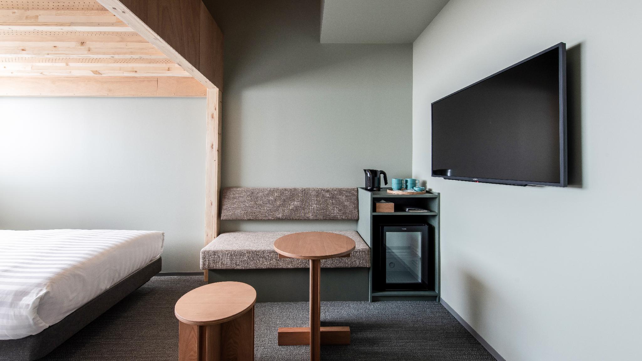 Loft, Moderate, Quadruple, Twin Beds