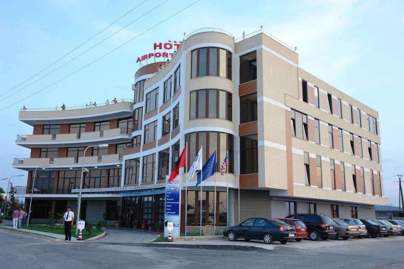 Hotel Airport Tirana 43/51