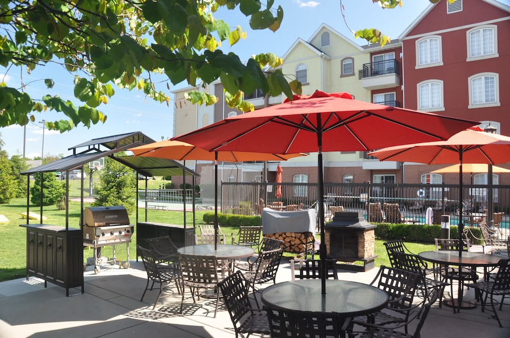 Residence Inn Marriott Joplin 33/41