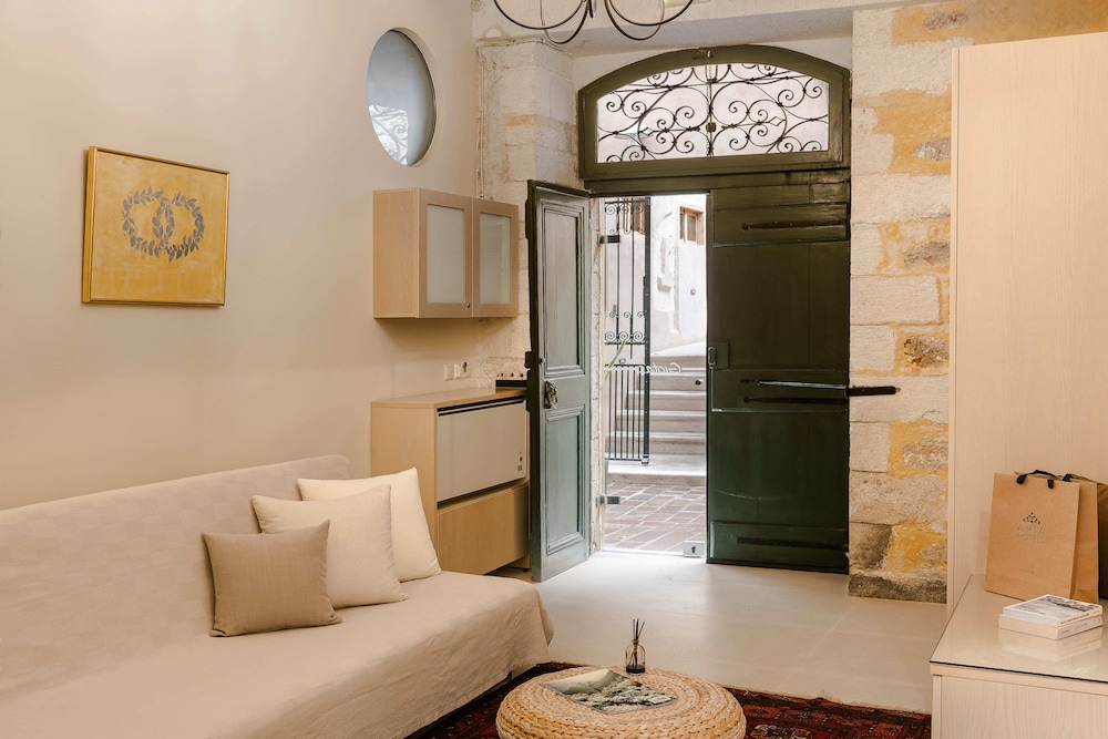 Alcanea Boutique Hotel 47/69