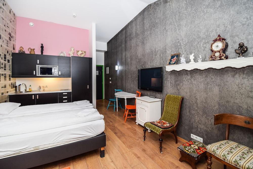 OK Hotel 3/66