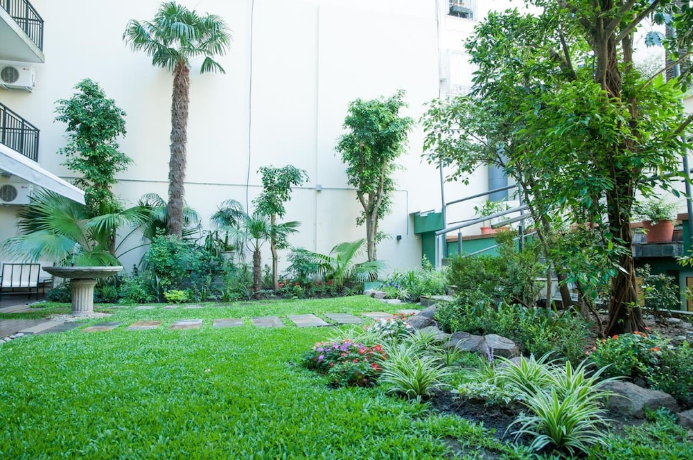 Trianon Residence Recoleta 5/65