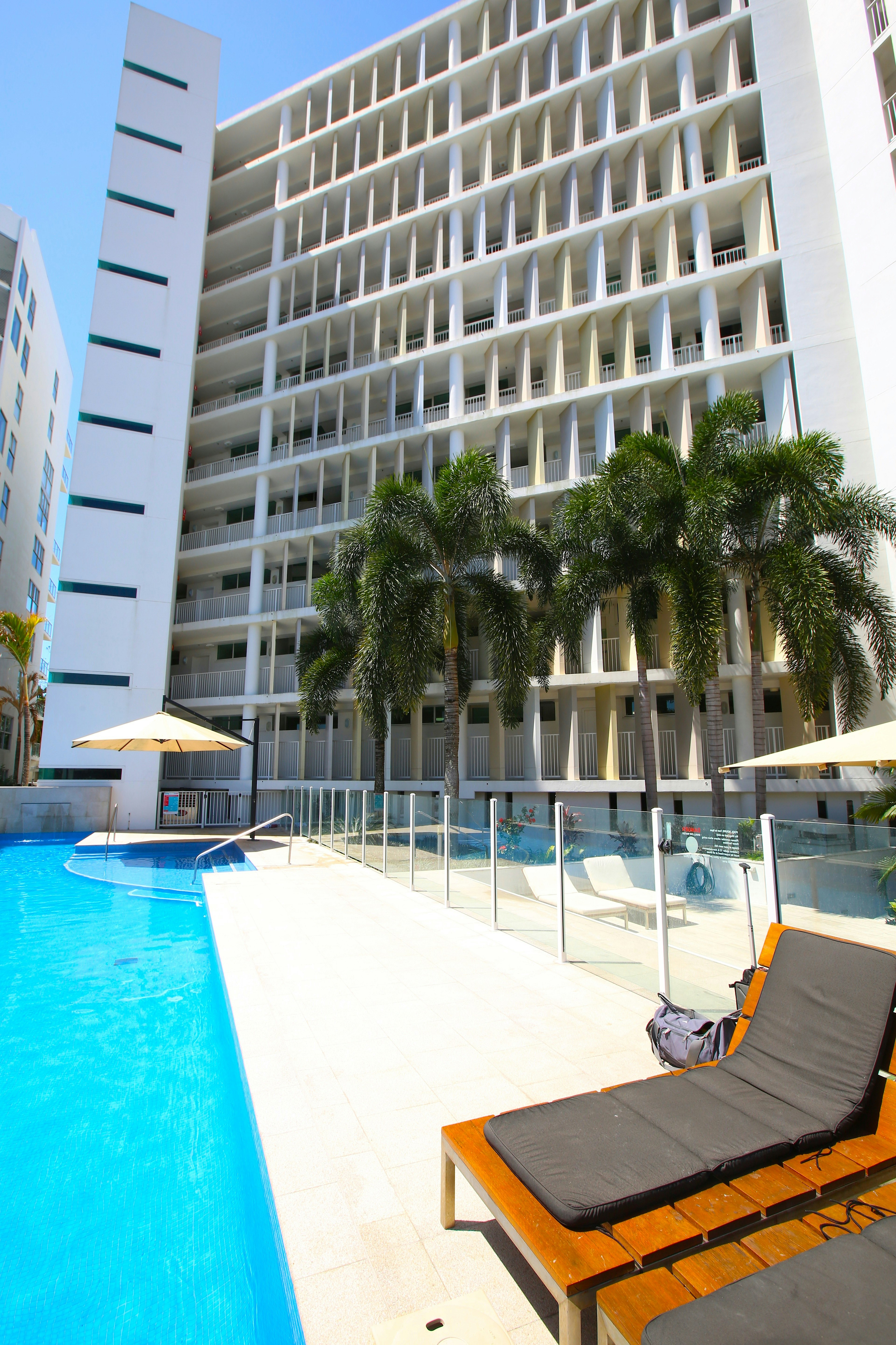 Lanai Riverside Apartments 14/17