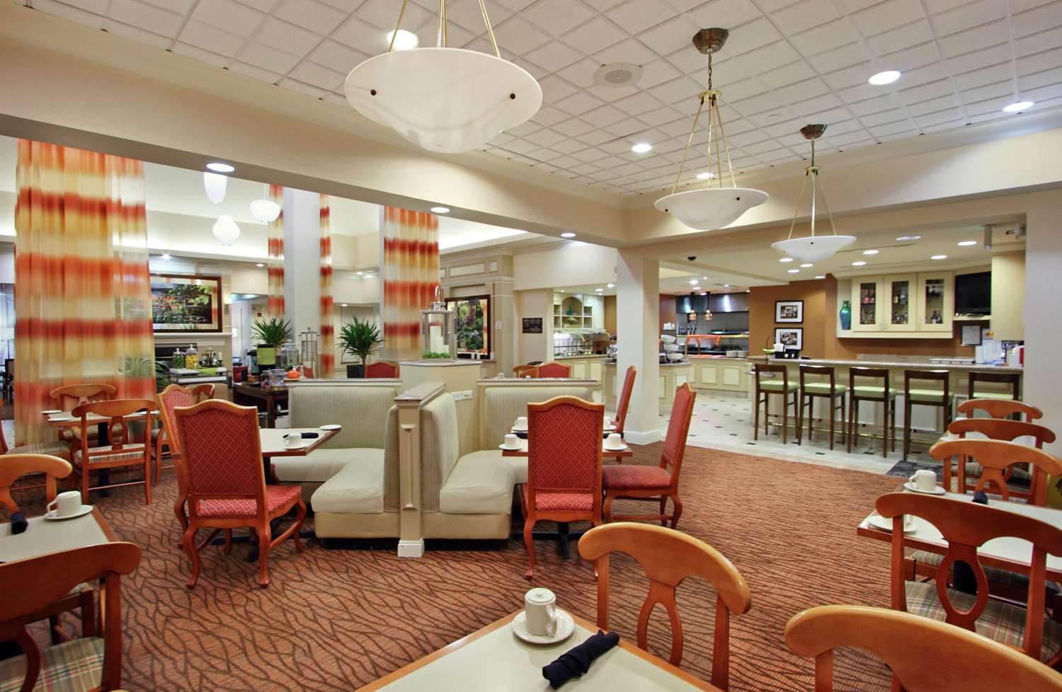 restaurant cafeteria