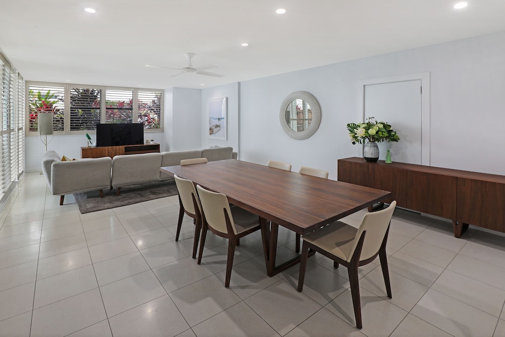 ELEMENT ON COOLUM BEACH 63/75