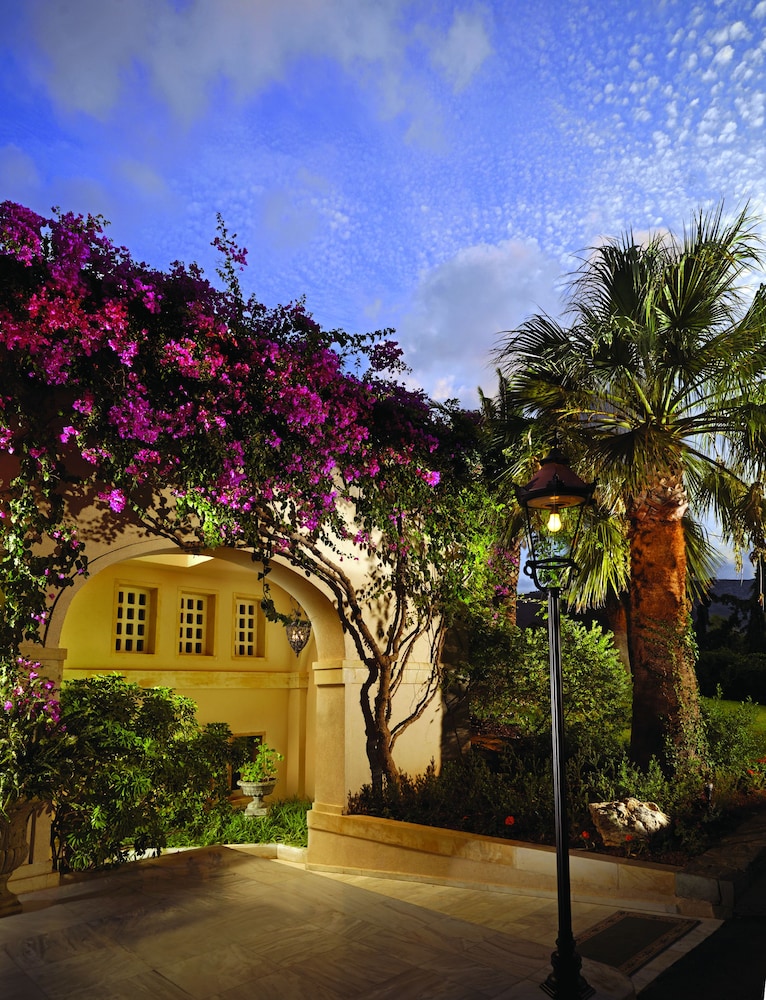 Out of the Blue Resort in MALEVIZI