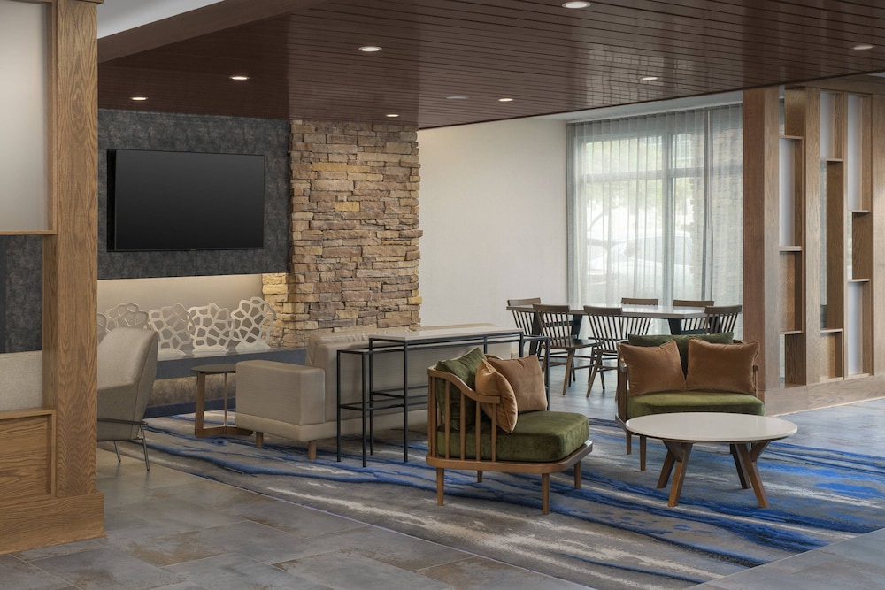 Fairfield Inn & Suites By Marriott New Orleans Metairie 24/41