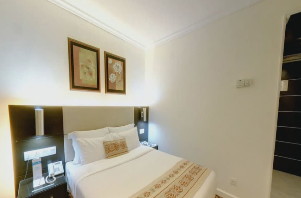 Agrabad Hotel 26/69