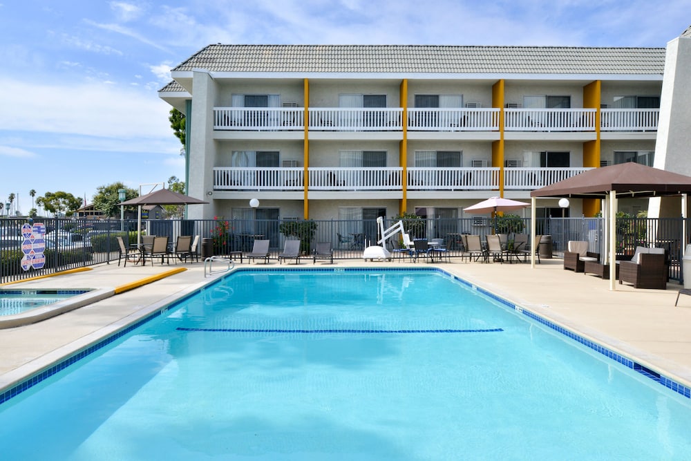 Dana Point Marina Inn 1/51