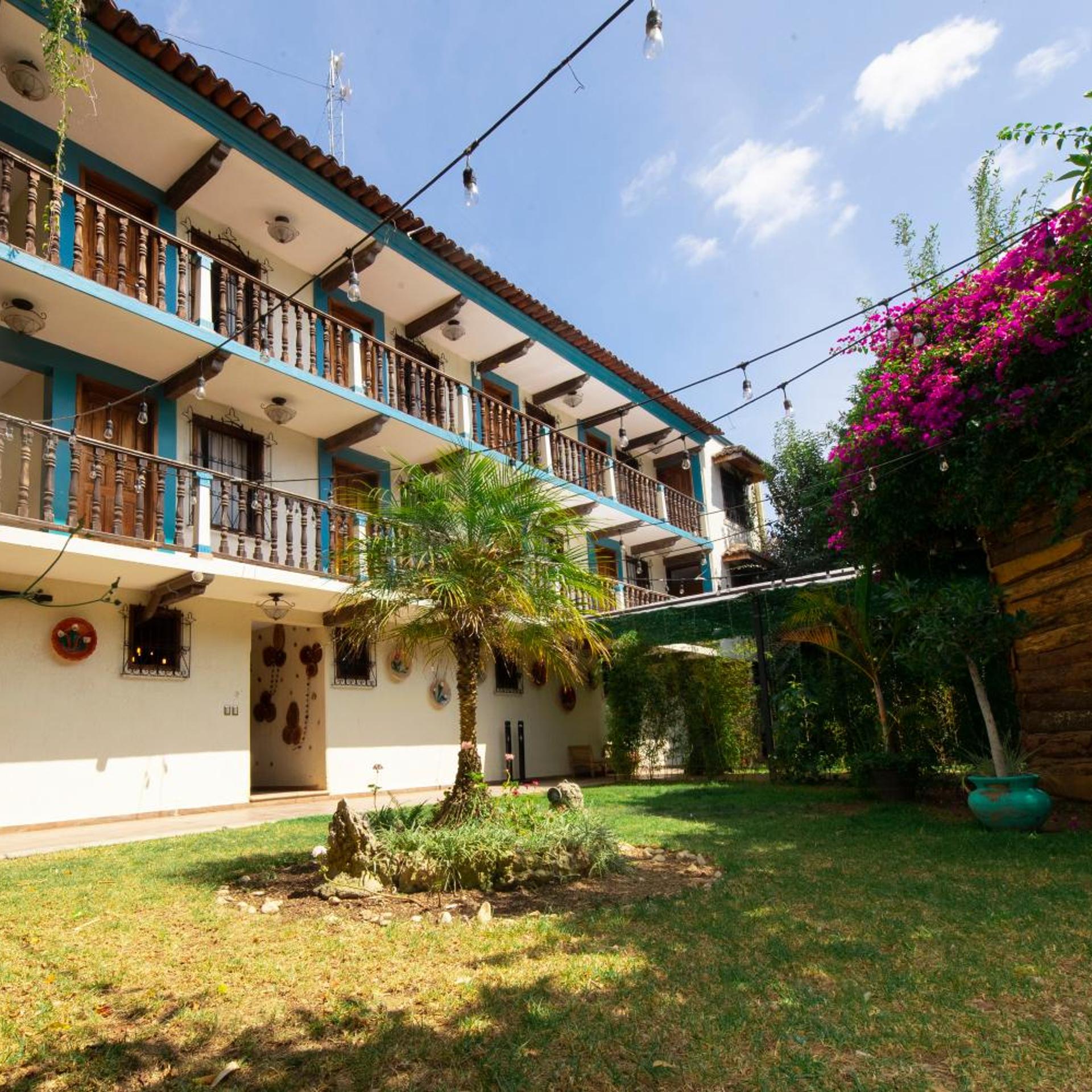 GRAN HOTEL EL ENCANTO 49/53