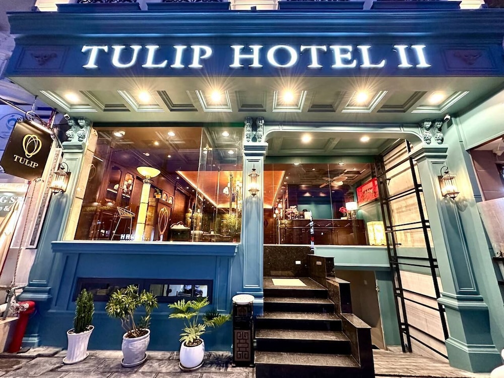 Tulip Hotel 2 8/66