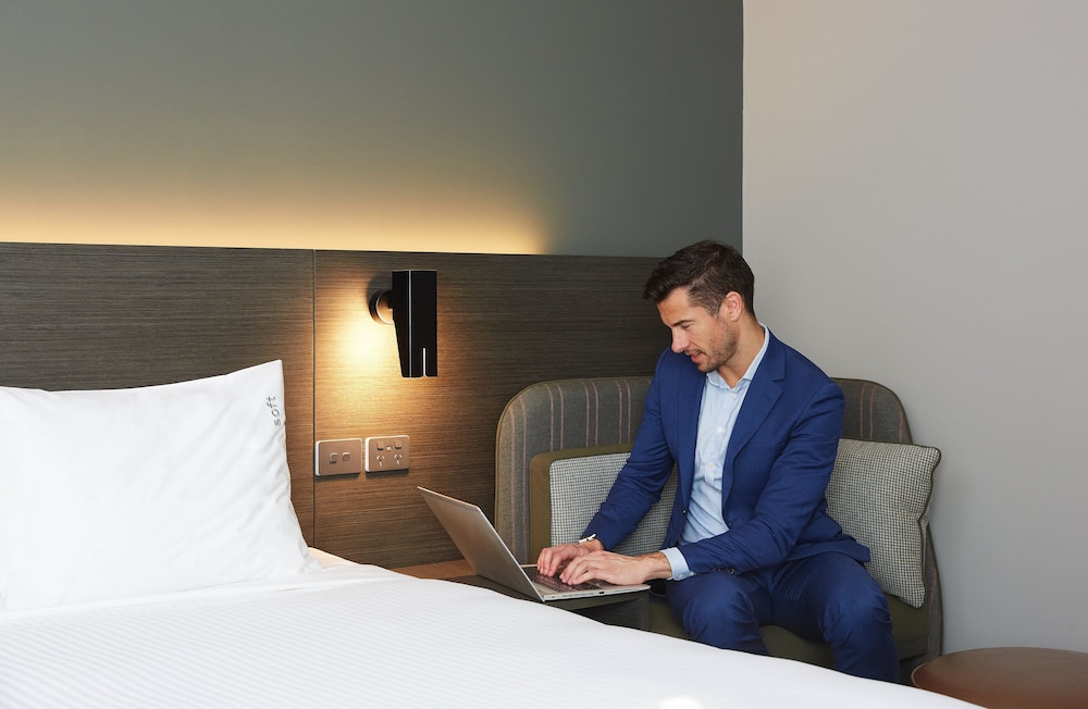 Holiday Inn Express Melbourne Southbank 22/77