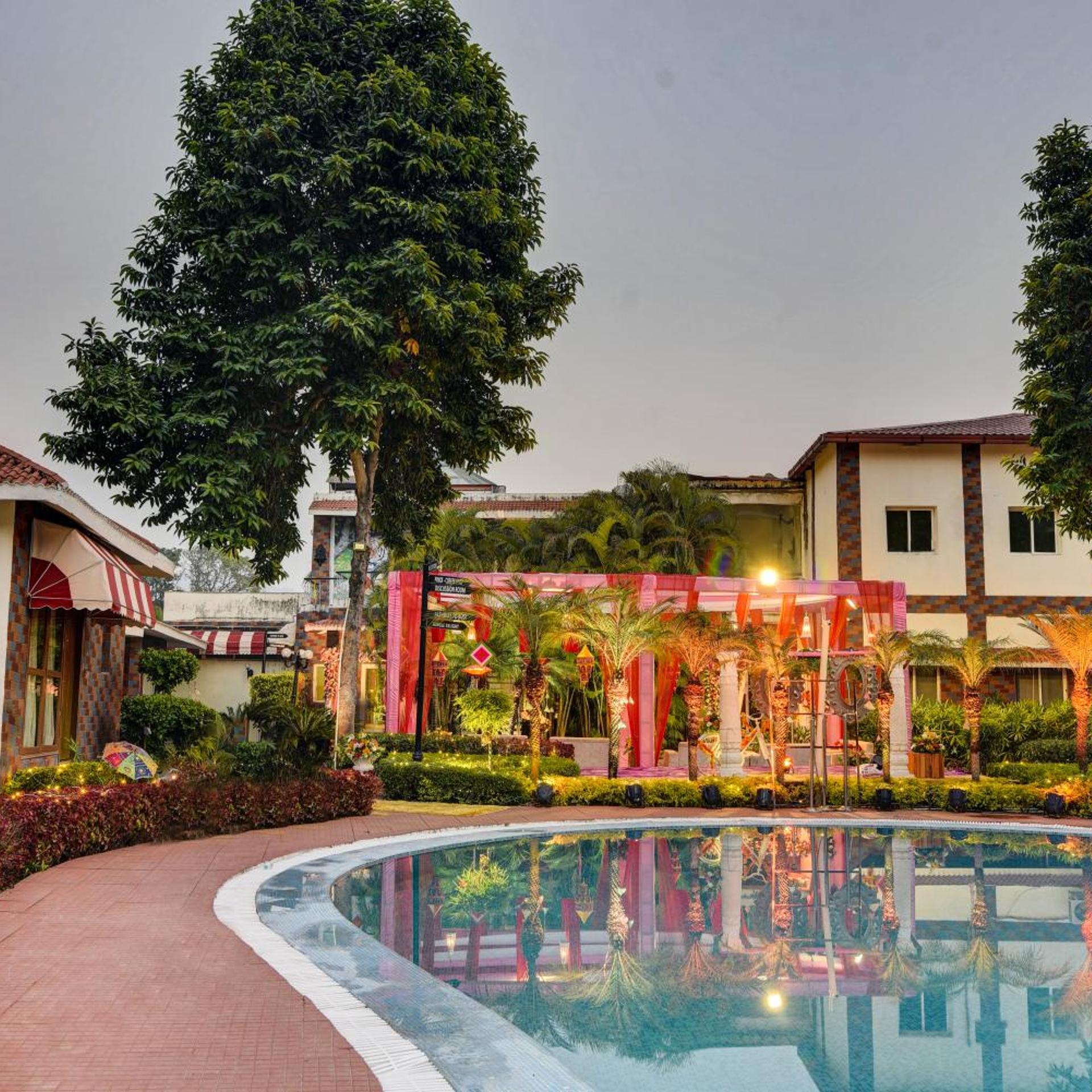 Country Inn Tarika Riverside Resort Jim Corbett in RAMNAGAR