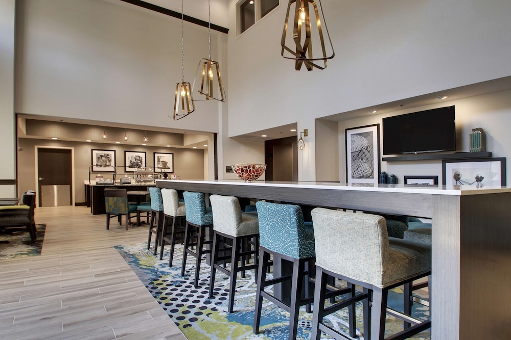 Hampton Inn Suites Knightdale Nc 44/56