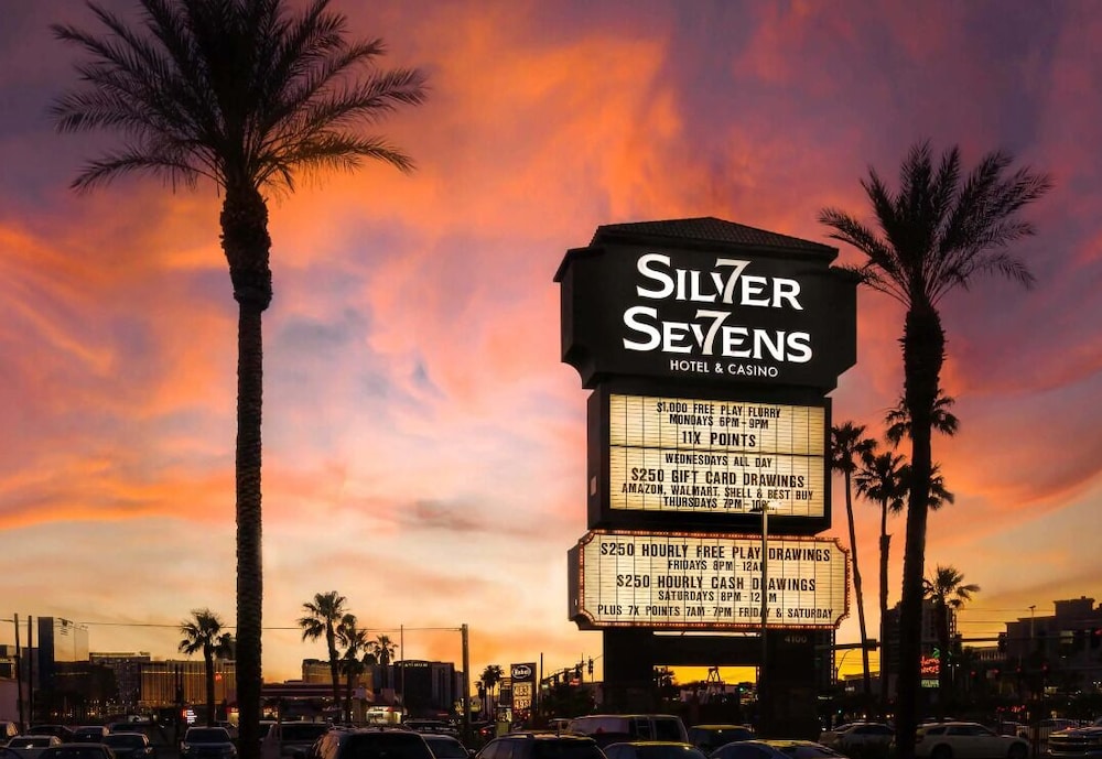Silver Sevens Hotel and Casino, a Wyndham Garden 45/50