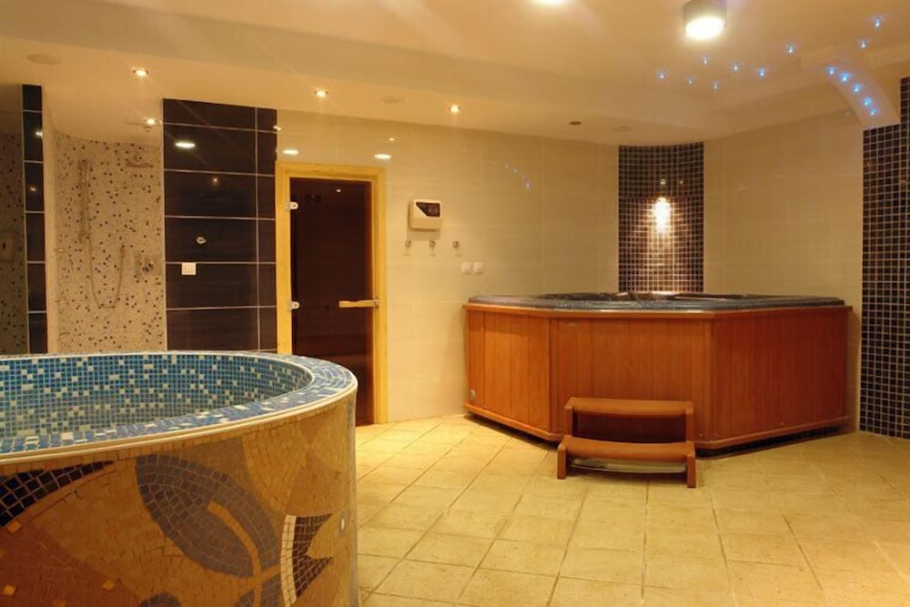 Winslow Infinity Aparthotel 24/54