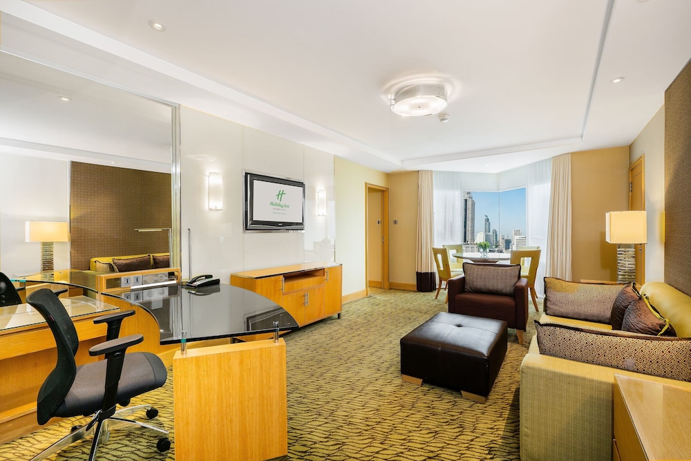Holiday Inn Bangkok Silom 48/74