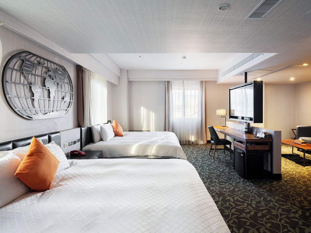 Superior, Deluxe, 2 King Beds, Sauna