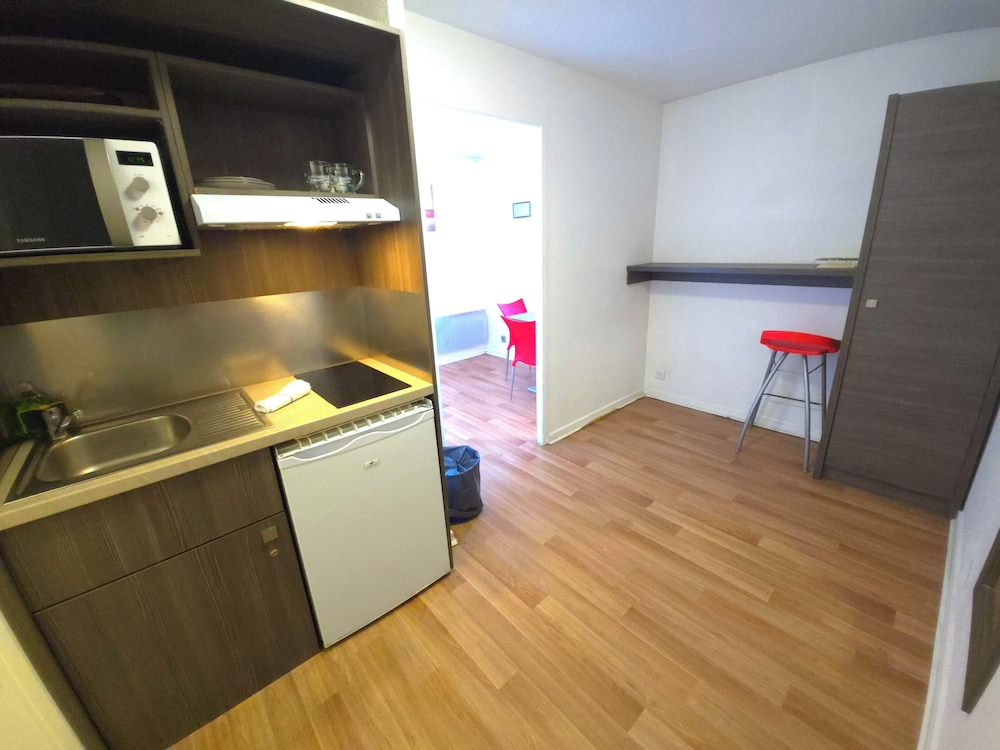Geneva Residence 3/27