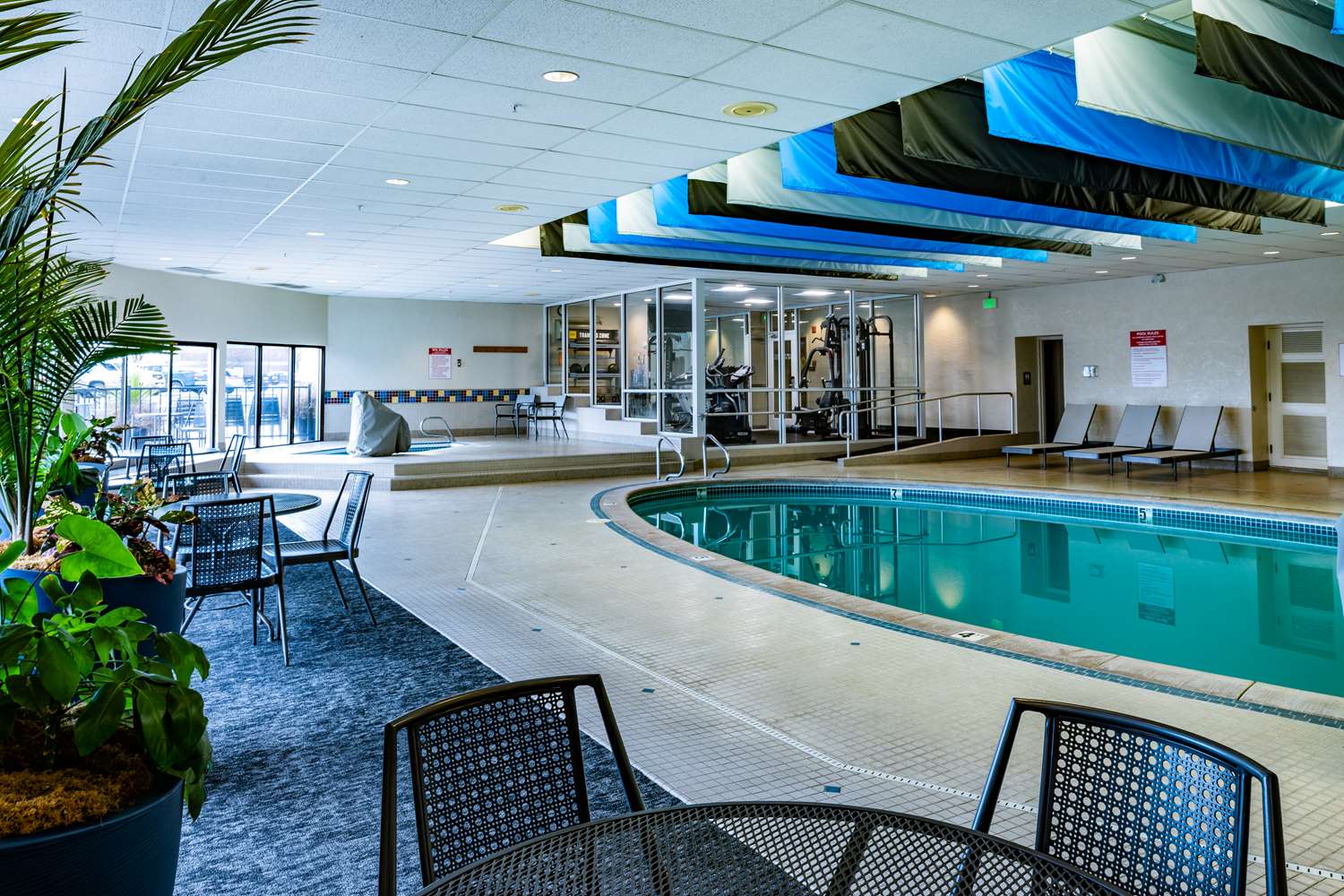 Best Western Vista Inn At The Airport 25/47