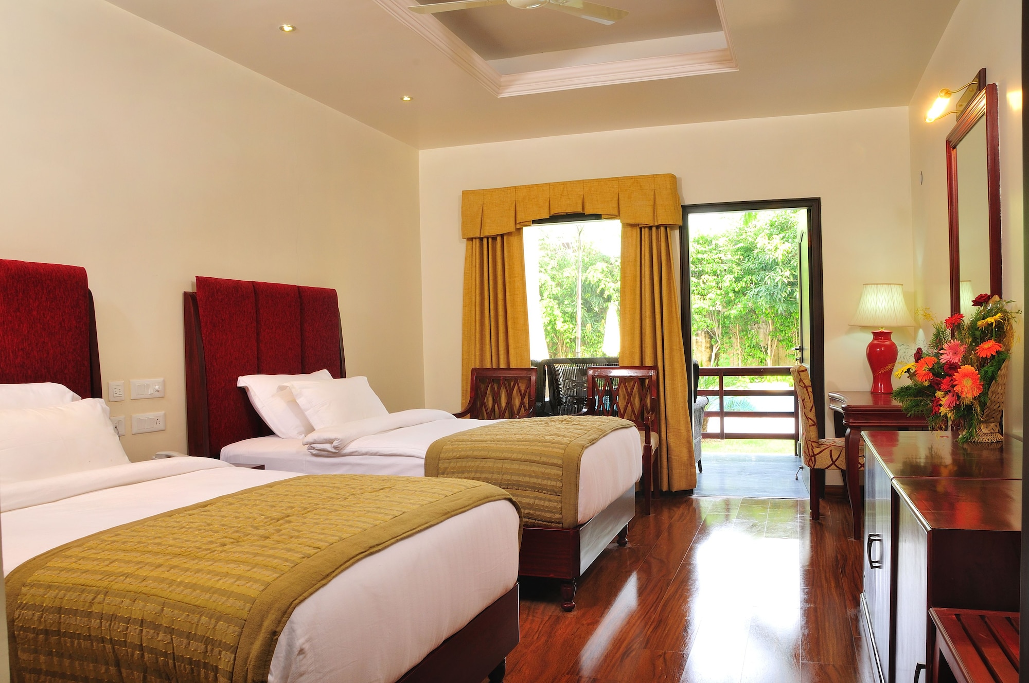 PREMIUM, KING BED
