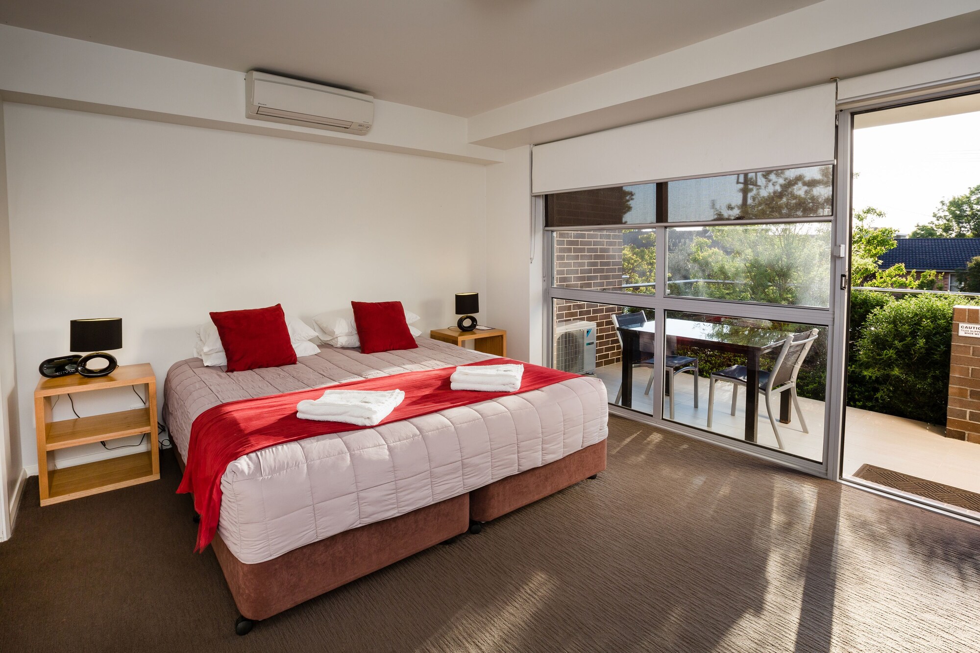 استوديو بسرير كينج بمطبخ صغير في الطابق الأرضي، Charlestown Executive Apartments 2/10