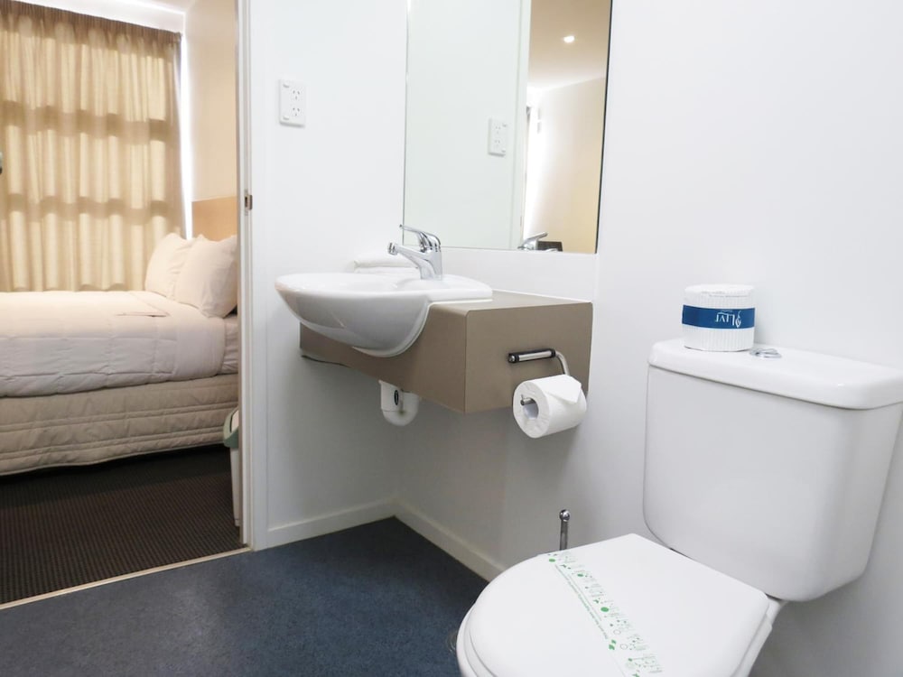 Tetra Serviced Apartments by Nesuto 46/48