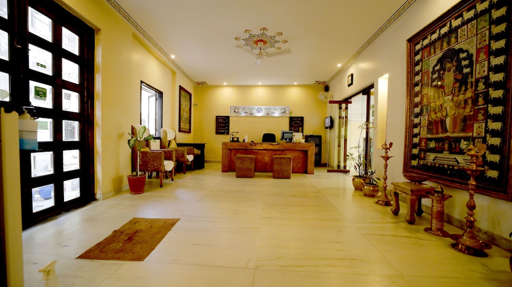 Hotel Udaigarh 6/57