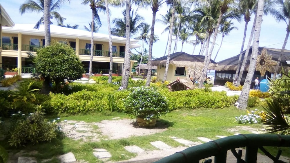 Marlins Beach Resort 5/65