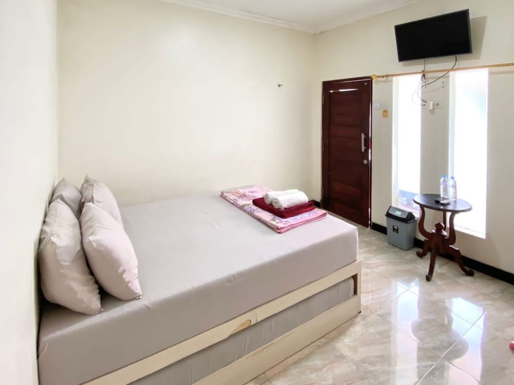 Satya Graha Hotel 19/79