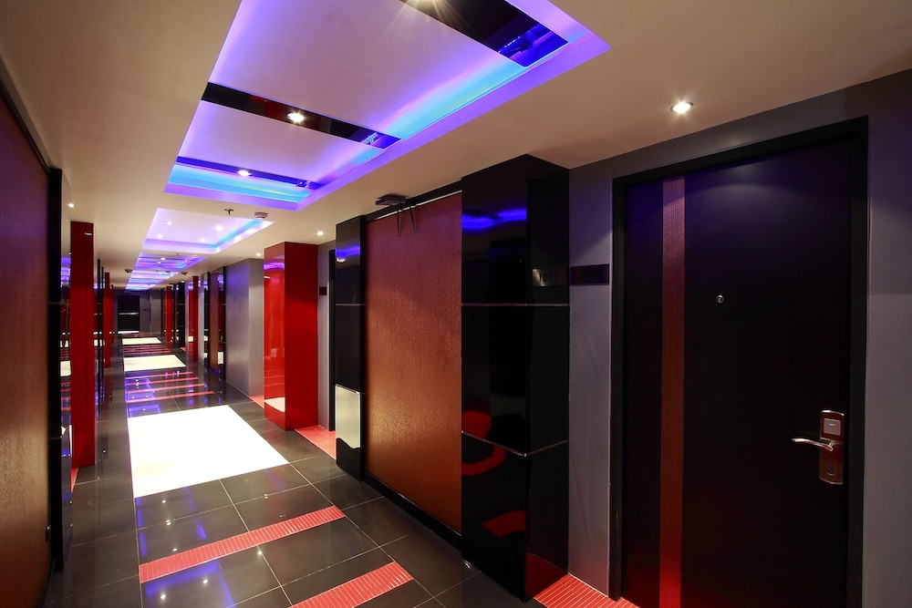 Absolute Bangla Suites 29/50