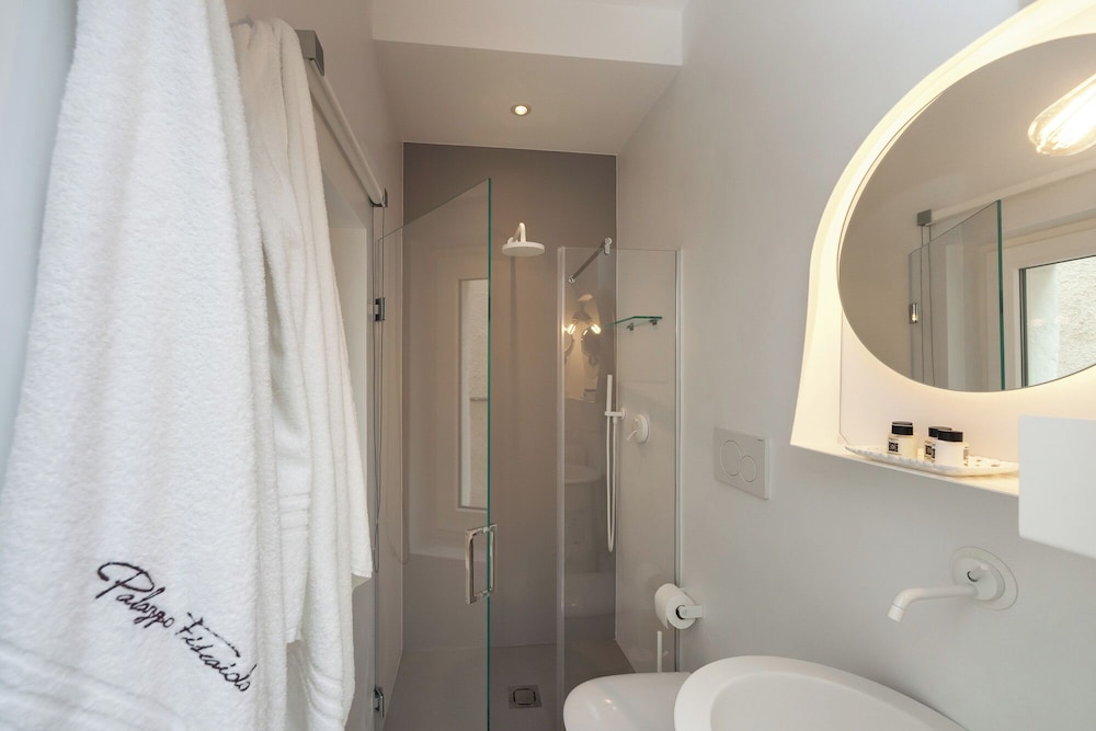Palazzo Fiscaiolo B&B 49/50