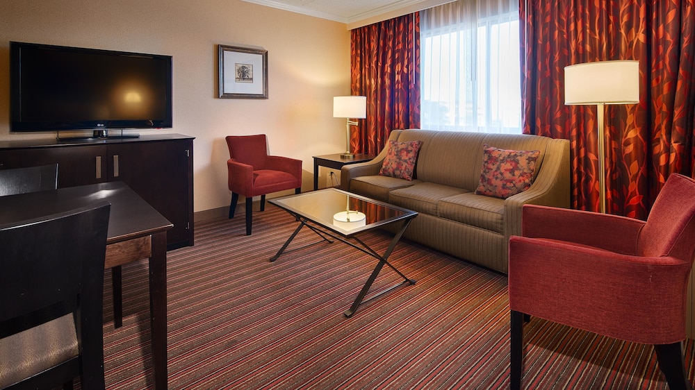 Wyndham Minneapolis South/Burnsville 38/64