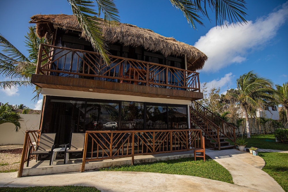 Hotel & Beach Club Ojo de Agua 5/49
