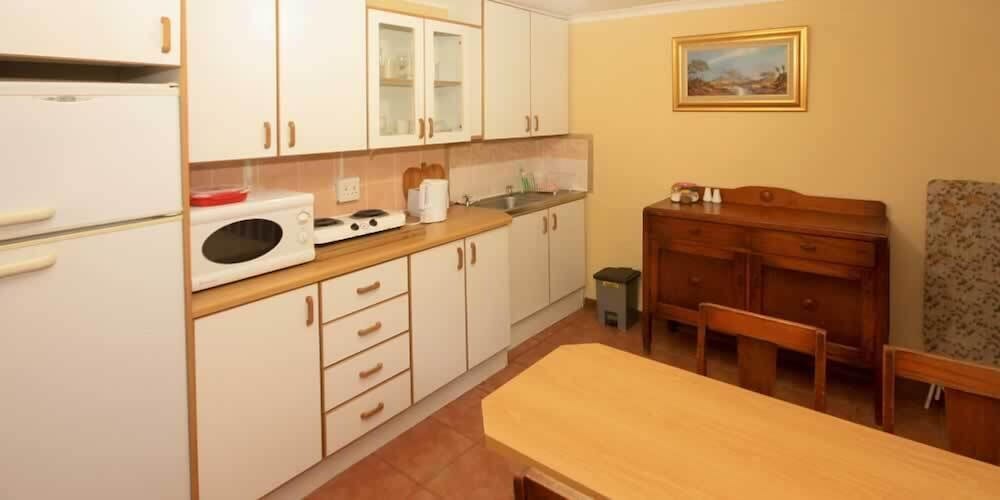 Homestead B & B 23/50