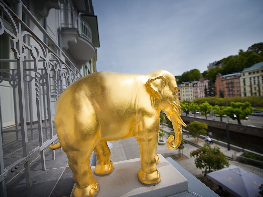 Ea Hotel Elefant 7/44