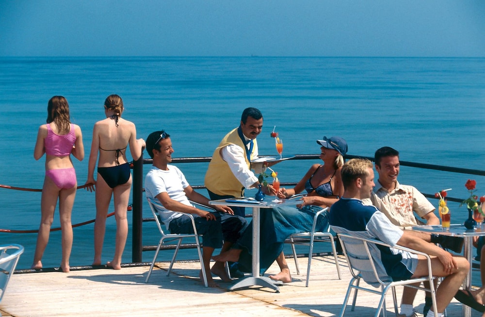 Sahara Beach 37/56