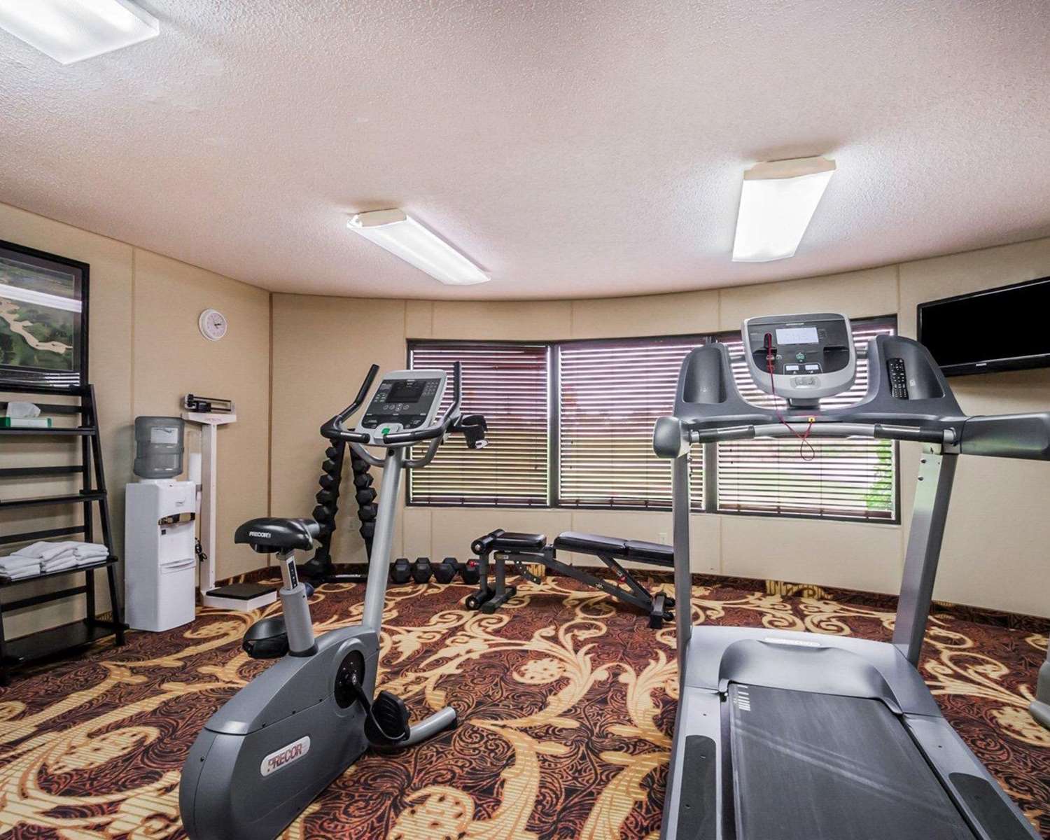 Quality Inn Paris TN 5/21
