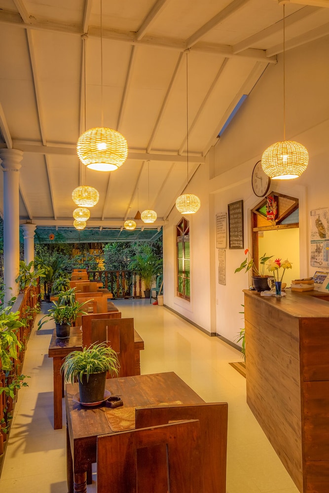 La Villa Guest House 8/50