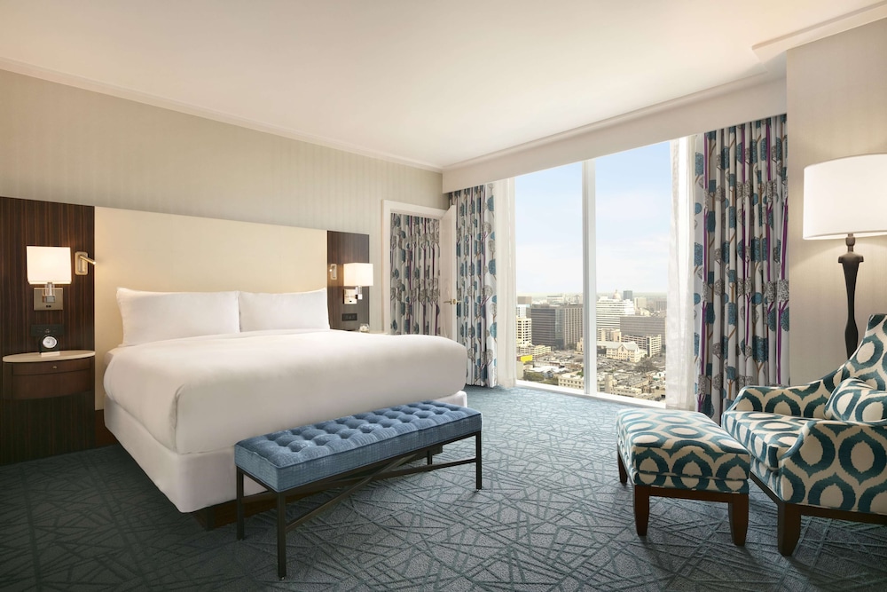 Fairmont Austin 20/72