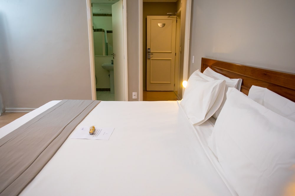 STANDARD, DOUBLE BED