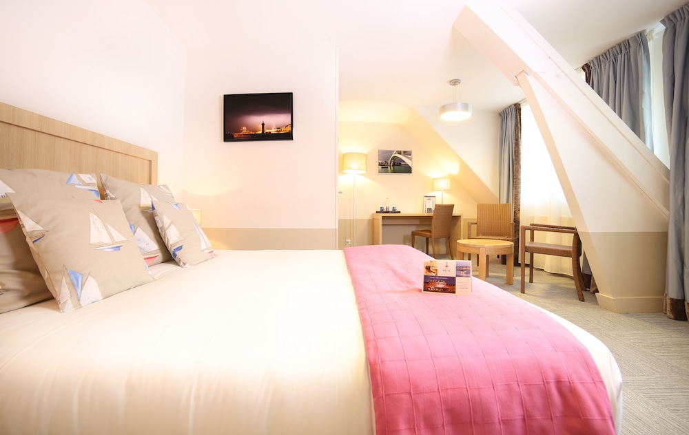 Hotel Le Trinite 8/50