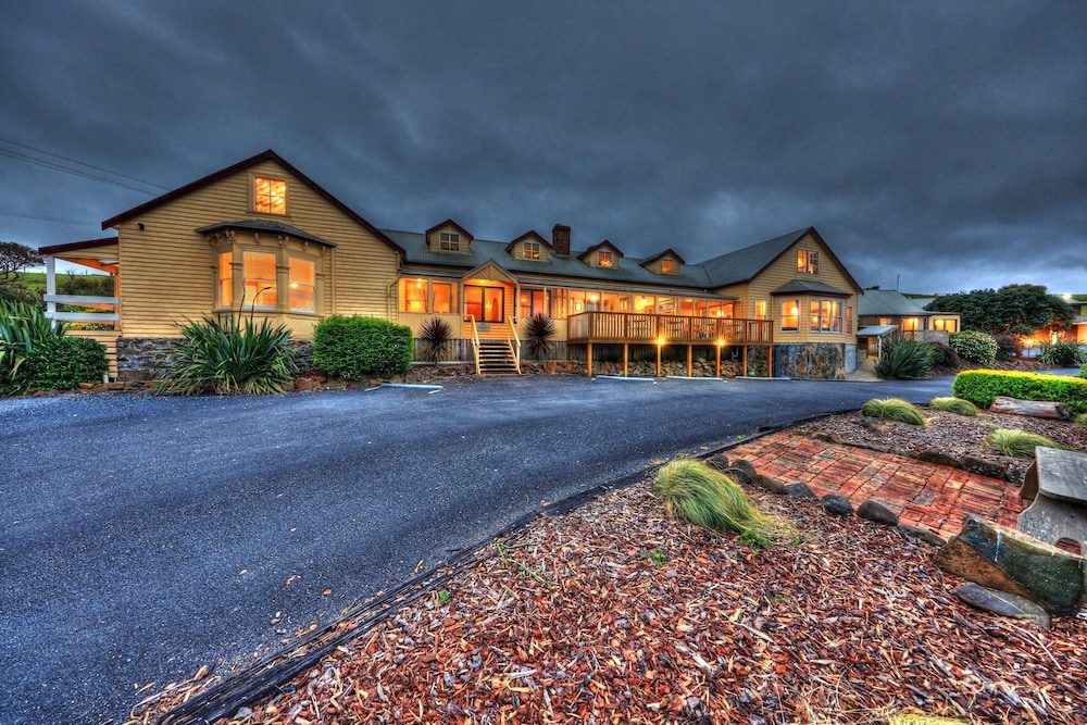 Stanley Seaview Inn 6/33