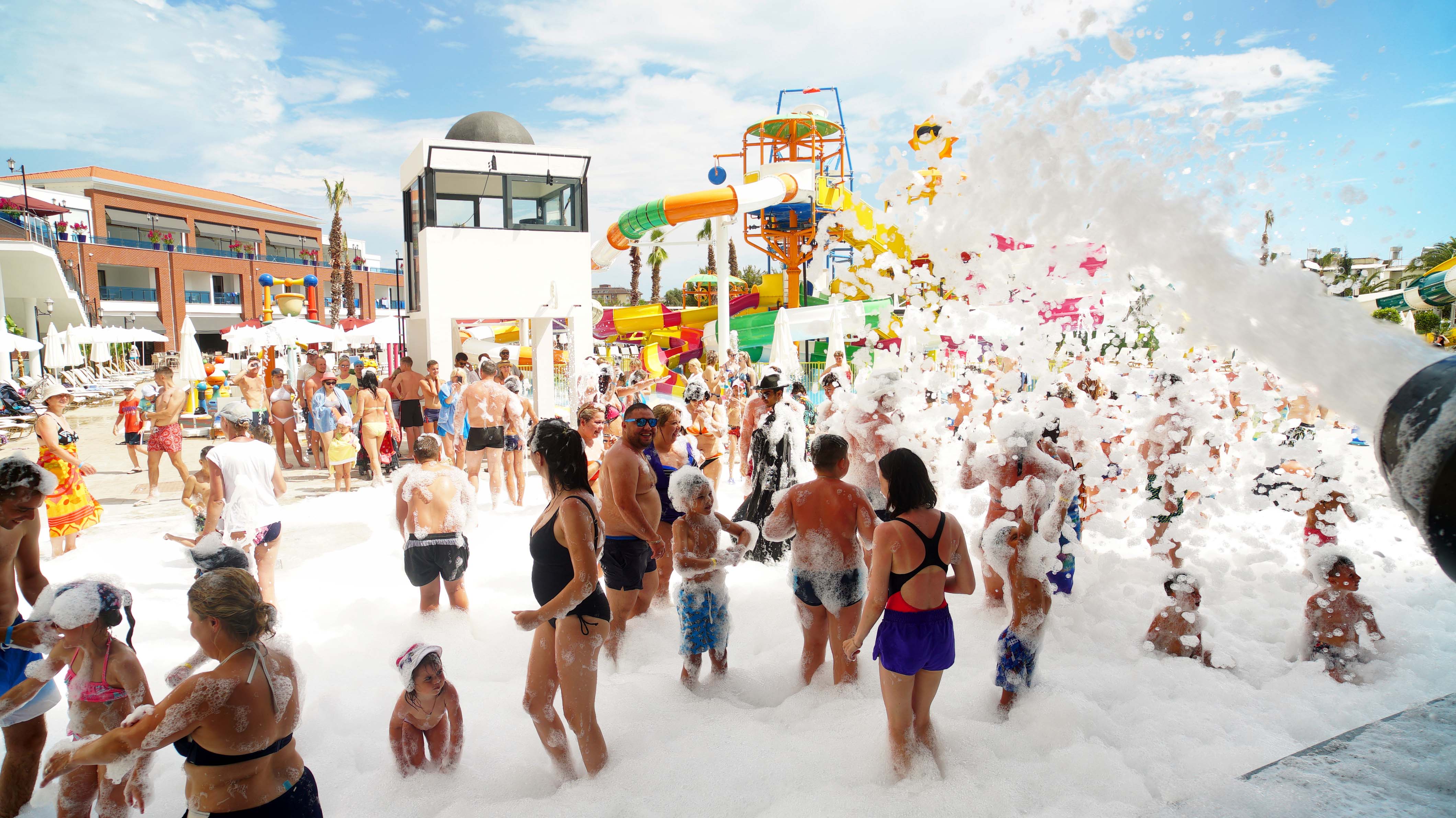 Club Aqua Plaza Hotel 45/50