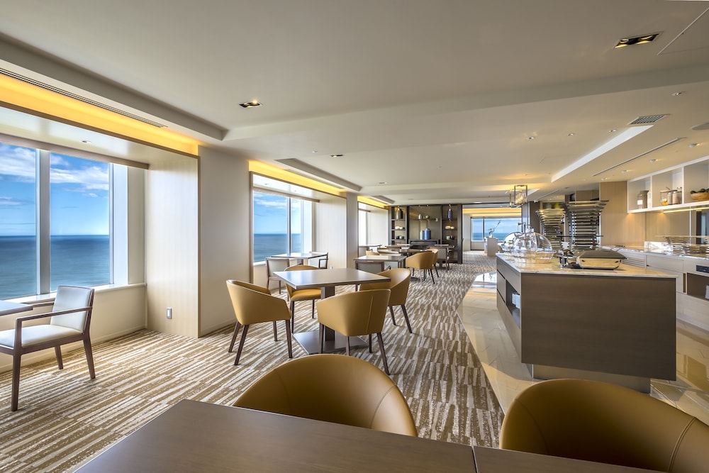 Sheraton Grande Ocean Resort(ex.Ocean45) 58/72