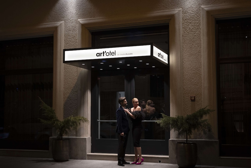 art'otel Zagreb Powered by Radisson Hotels 3/68